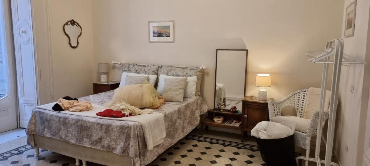 Dimora Donn'Alba Apartment Naples Exterior photo